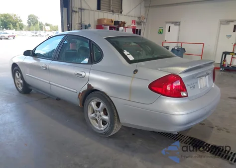 2002 Ford Taurus Ses z USA, uszkodzony, nr VIN 1FAFP55222G257447